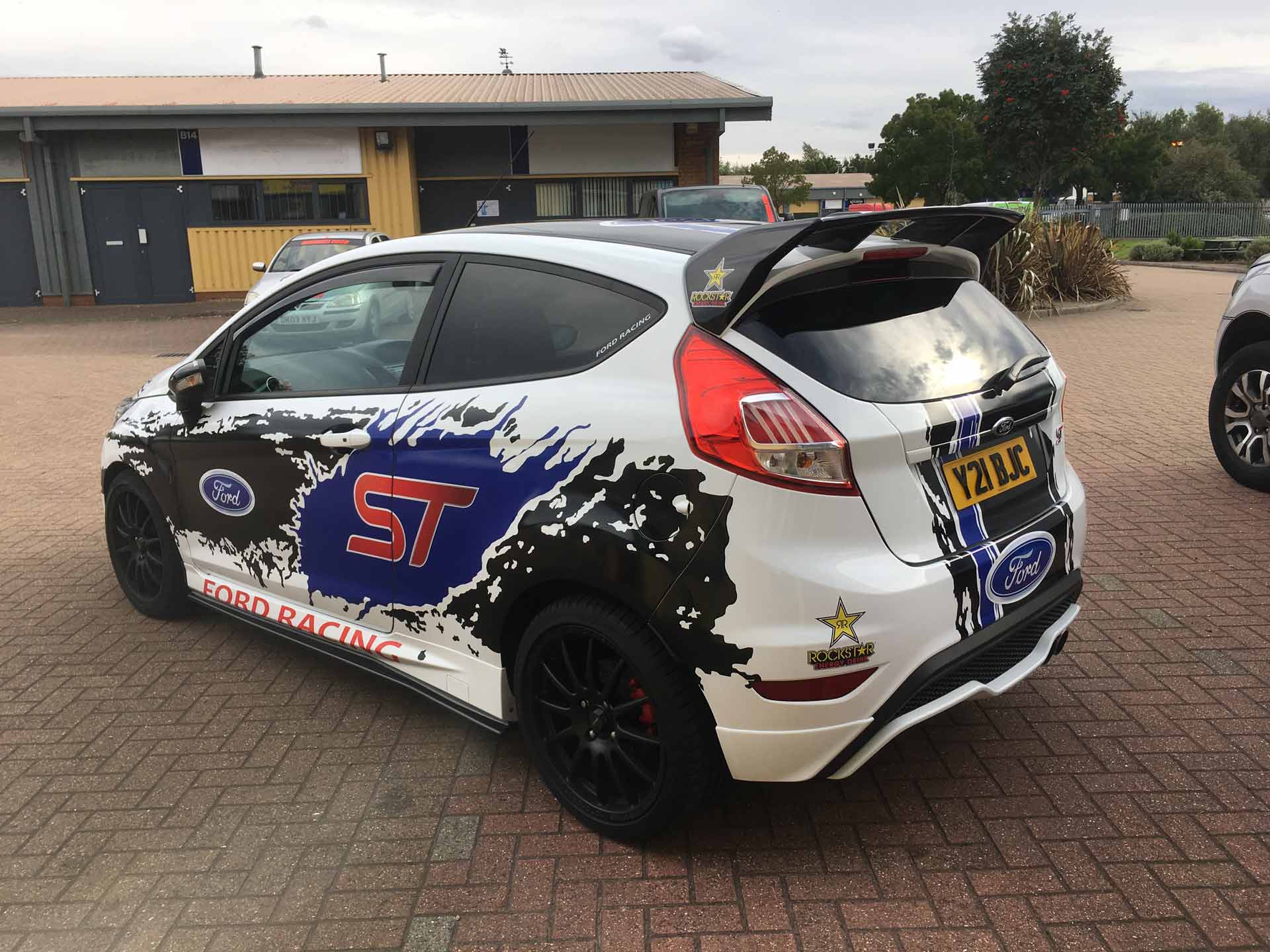 FORD FIESTA RALLY - Prestige Graphics