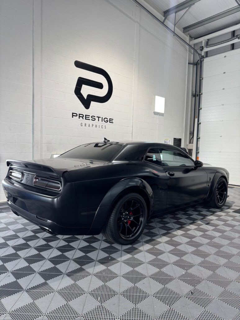 Dodge Challenger side view hellcat