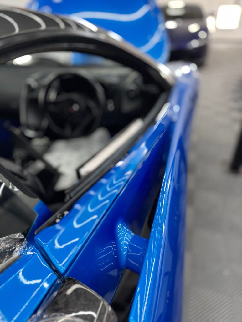 McLaren 540C Full Wrap 7 - Prestige Graphics Kent Blue Mclaren close up