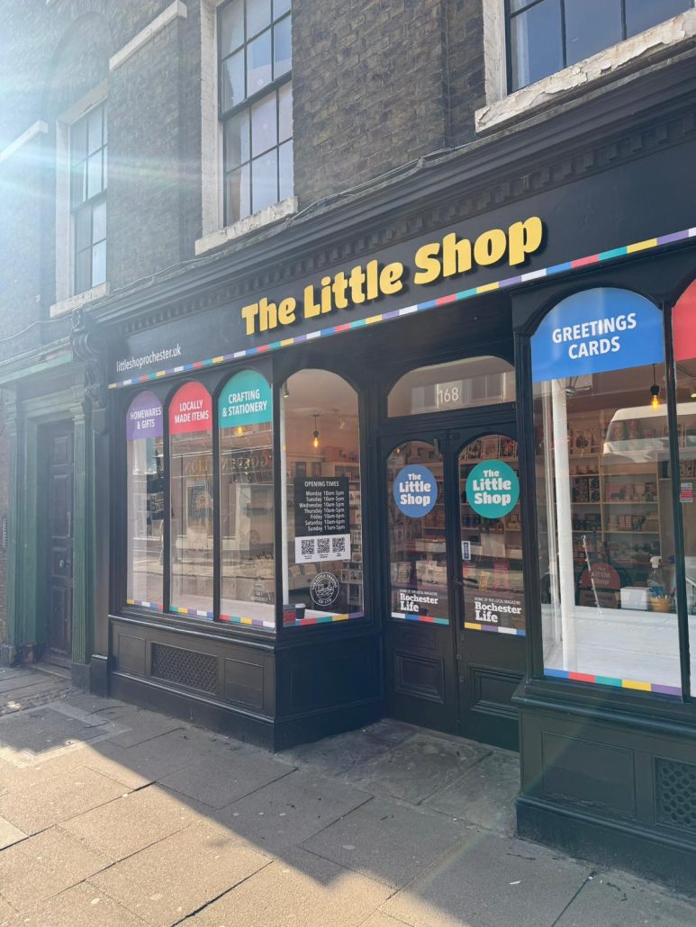 Shopfront Signage - The Little Shop 6 - Prestige Graphics Kent The Little shop - zoomed in / 3