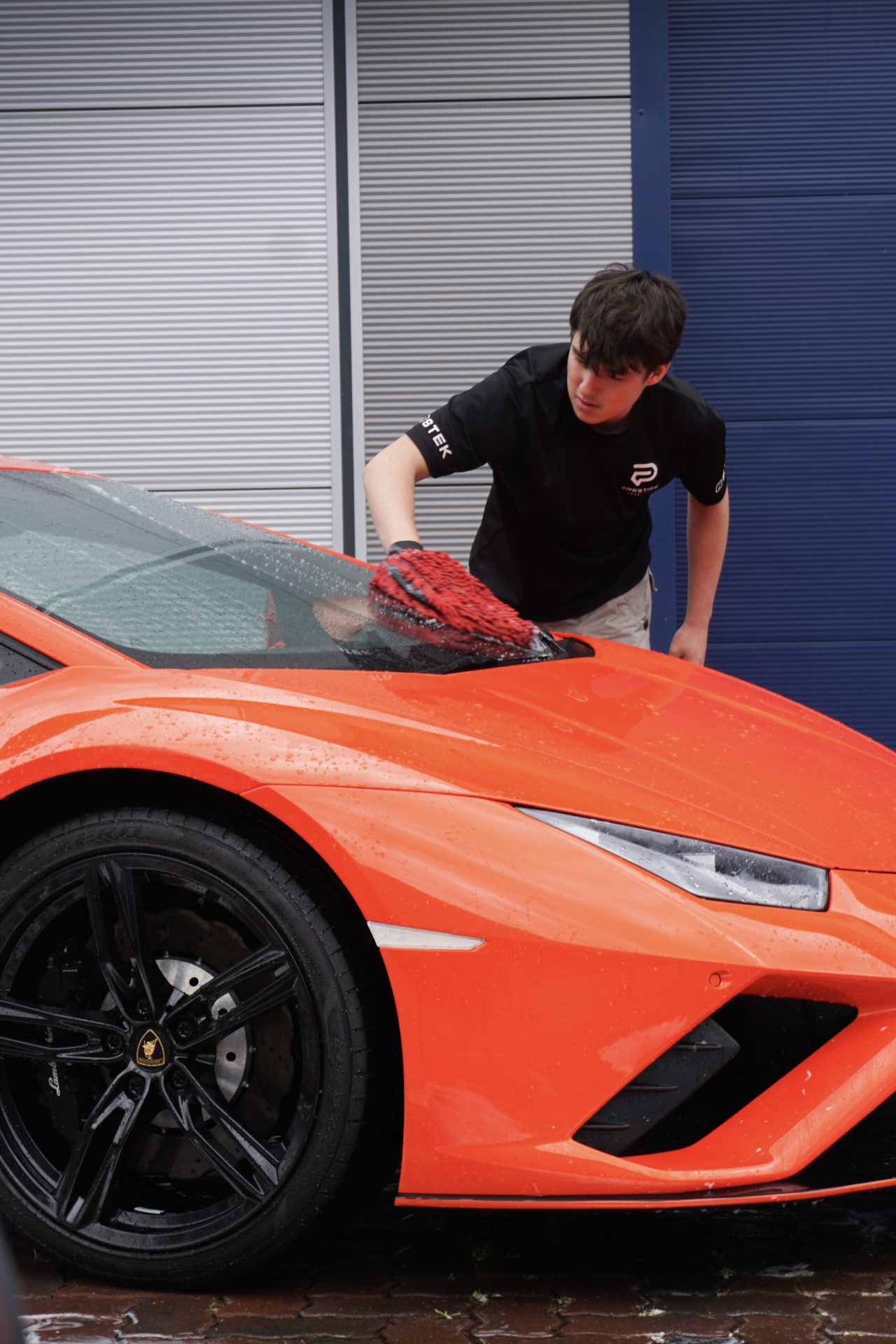 Laurence Taylor - Vehicle Wrap Installer